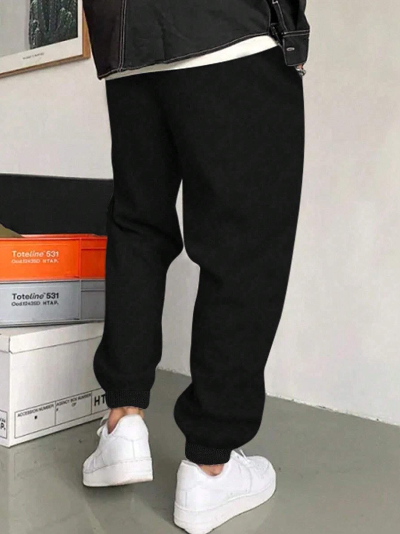 RUE-STYLE SWEATPANTS